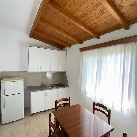Apartment Angela Ксамил Экстерьер фото