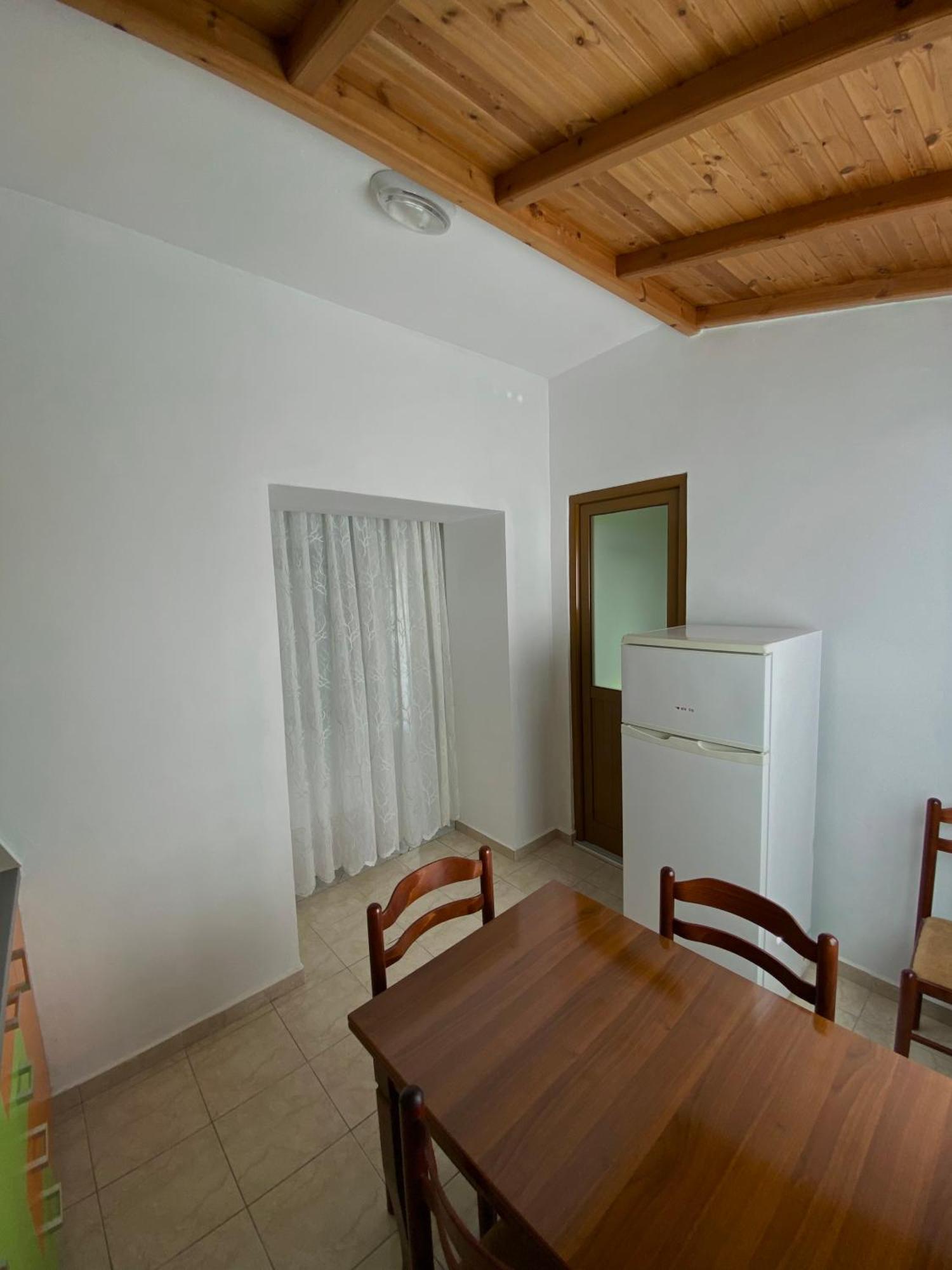 Apartment Angela Ксамил Экстерьер фото